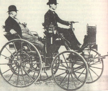 Auto Victoria a petrolio - Daimler (1886)